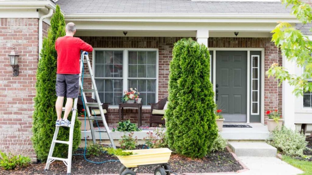 Keep Cool and Carry On: Summer Home Maintenance Made Simple