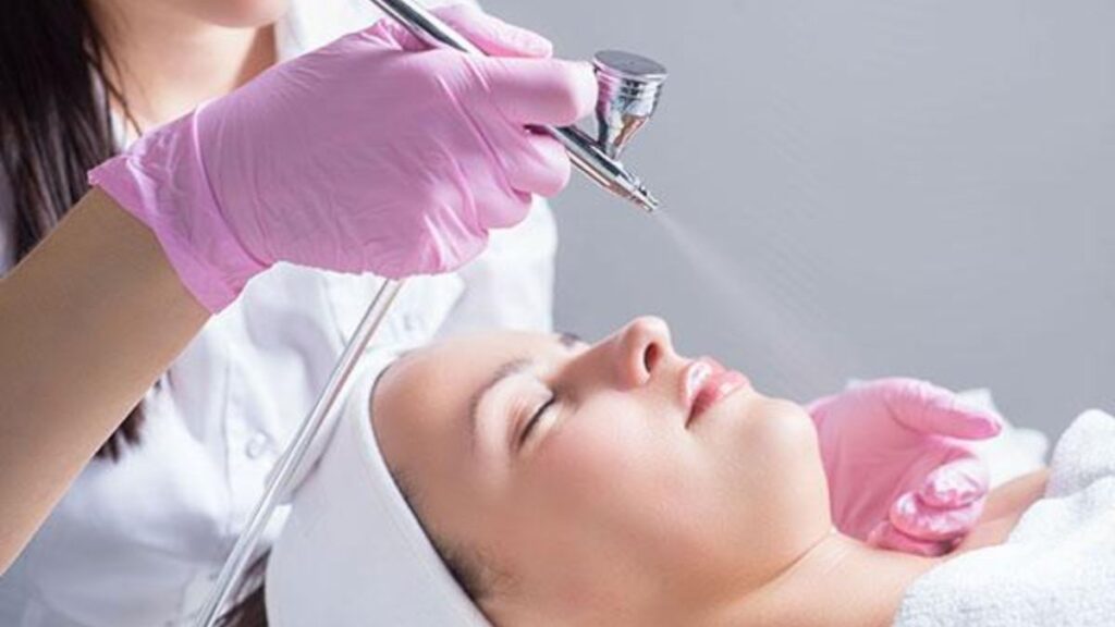 Oxygen Spray Facial