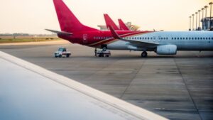 delta flight dl275 diverted lax